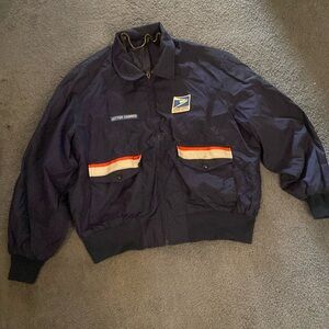 Usps letter carrier jacket size XXL in women’s  fits like a large in men